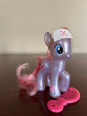 My Little Pony Nurse Redheart, Pearlized, Explore Equestria, brushable, 2016
